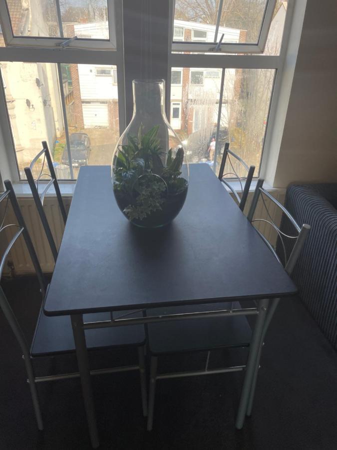 Vibrant & Cosy London Apartment Near Wembley Kültér fotó